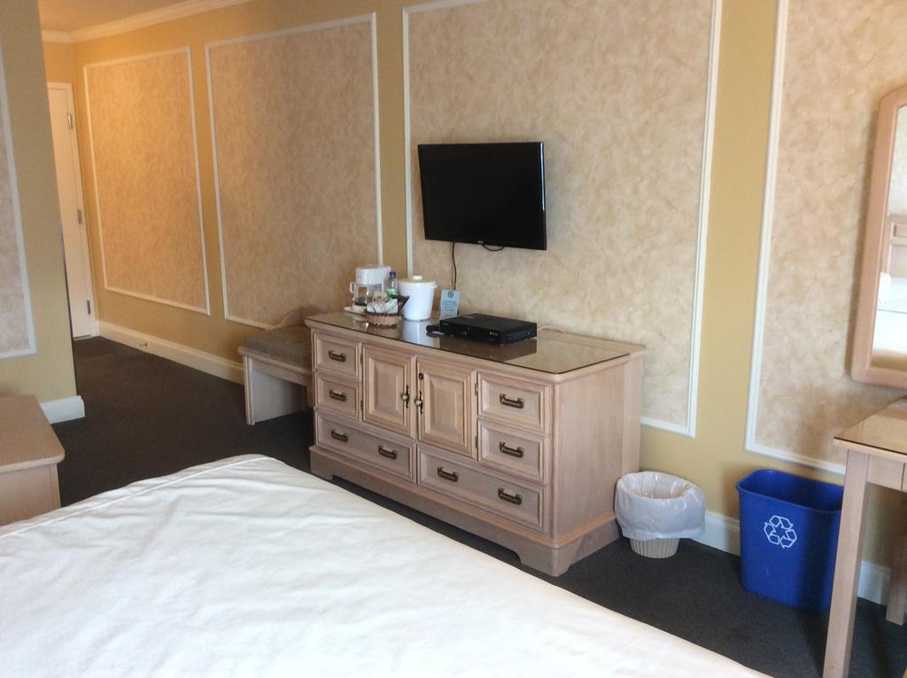 Hotel Travelodge By Wyndham ויקטוריה-ויל חדר תמונה